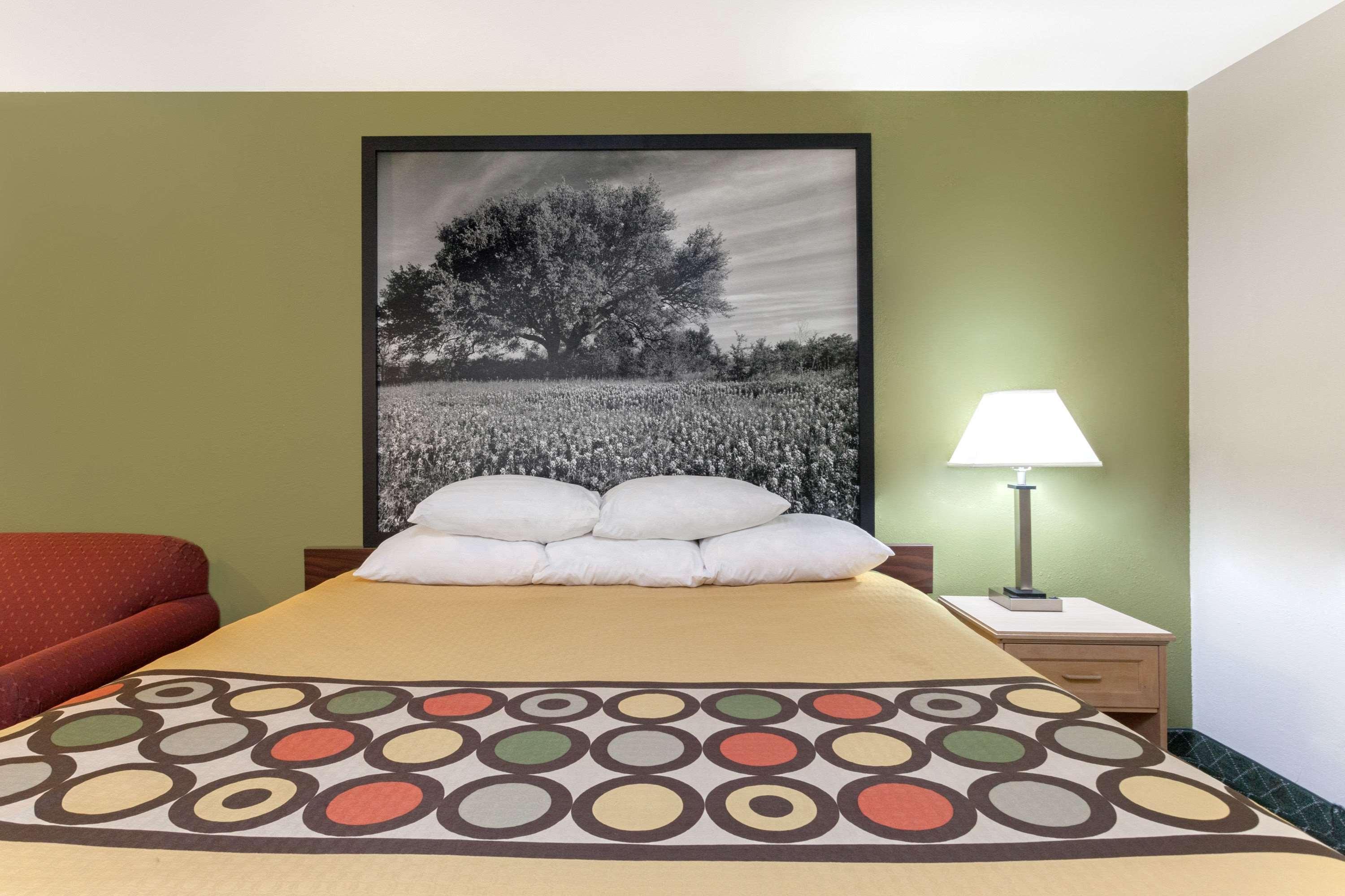 מלון Super 8 By Wyndham פרדריקסברג מראה חיצוני תמונה